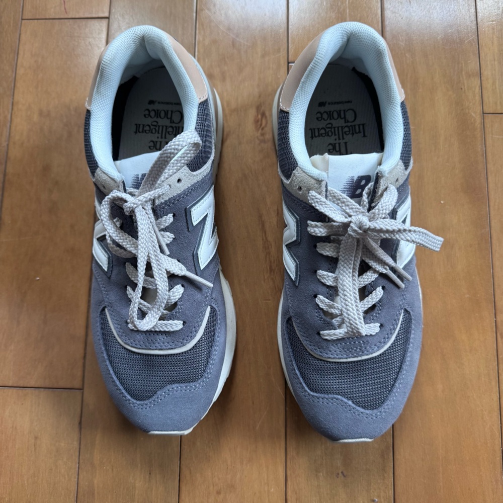 Size 7.5 New Balance Gray Tan Cream Retro Sneakers